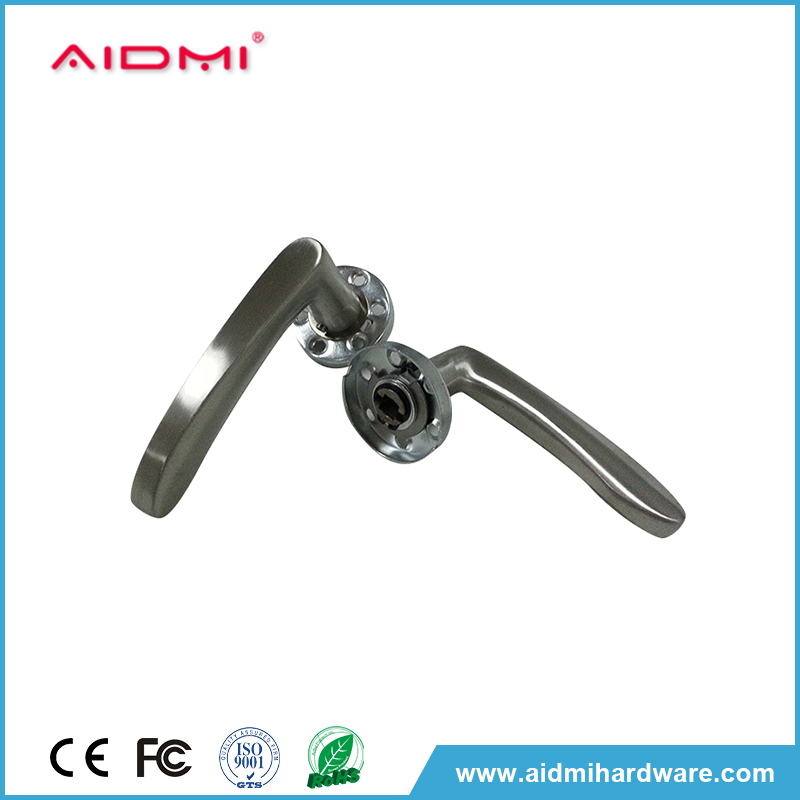 porte en acier inoxydable
